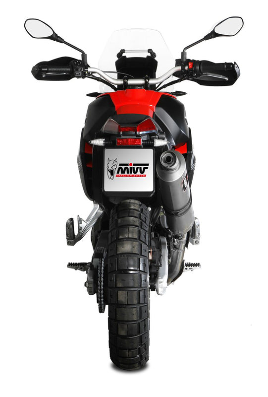 Bakre vy av Aprilia Tuareg 660 A.017.LEKX med MIVV Dakar Slip-On Muffler i rostfritt stål monterad för optimal prestanda.