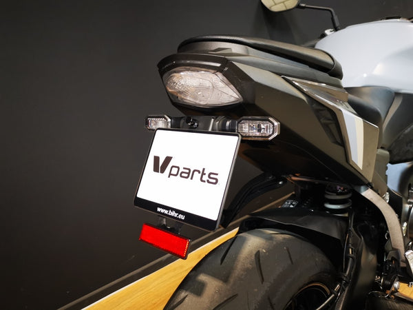 V PARTS Nummerplåtshållare C8-SPS007 – För Yamaha