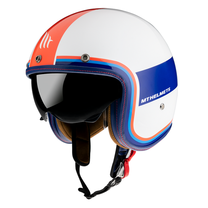 MT Helmets öppen mc-hjälm Le Mans Tant D15 i vit design med blå och orange detaljer, utrustad med visir och bekväm innerfoder.